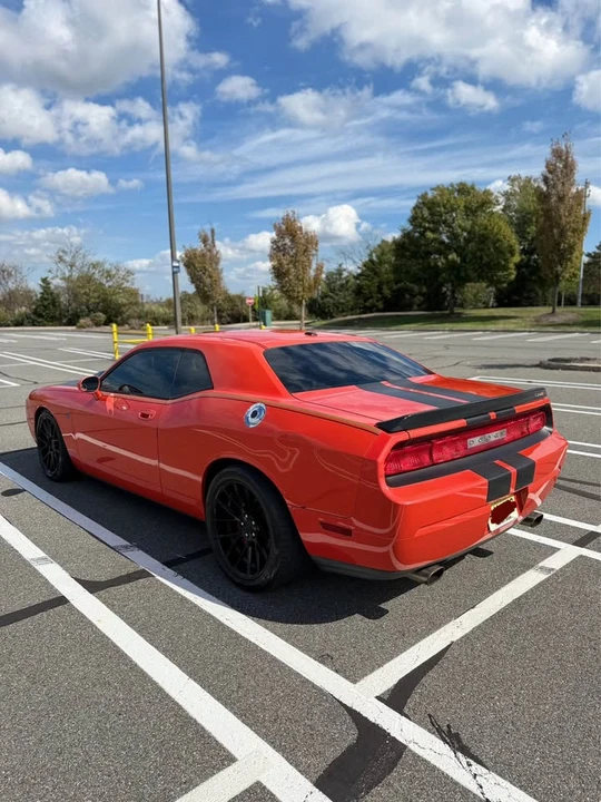 2009 Dodge Challenger SRT8 & 392 3rd Gen - Image 4 of 15
