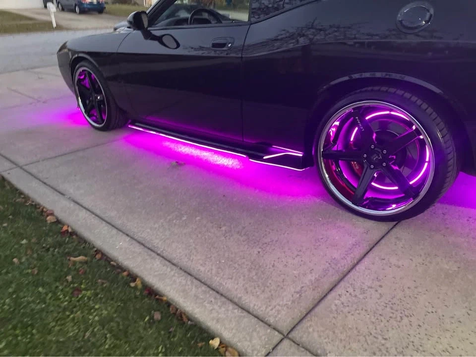 2009 Dodge Challenger SRT8 & 392 3rd Gen - Image 5 of 13