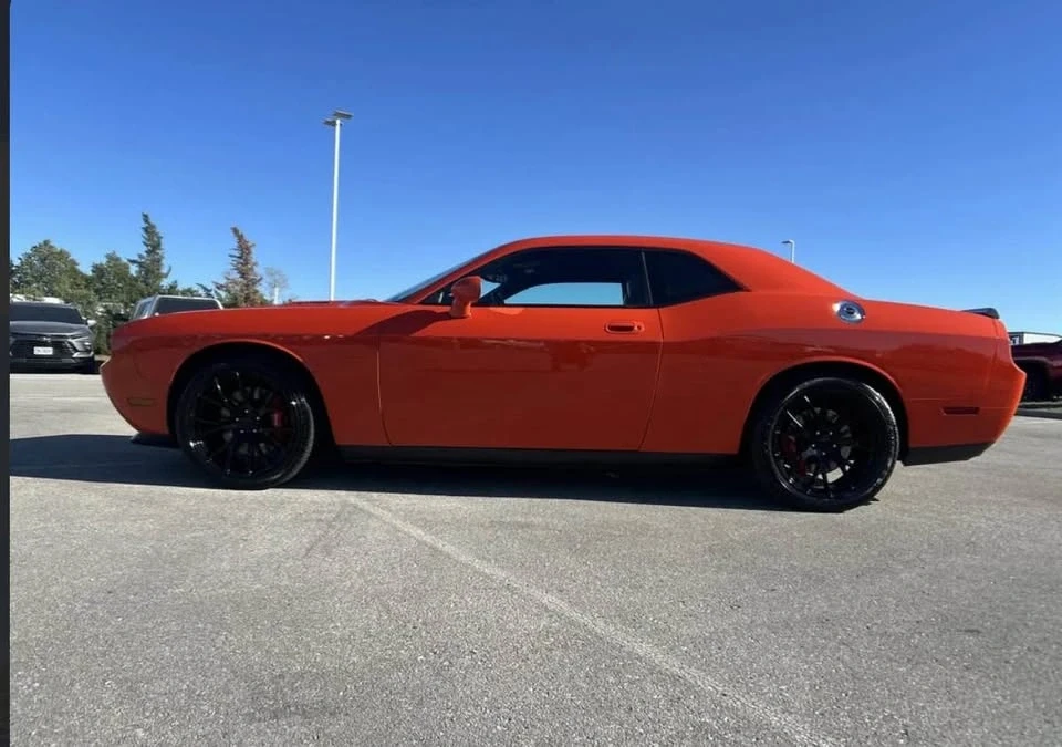 2009 Dodge Challenger SRT8 & 392 3rd Gen - Image 6 of 8
