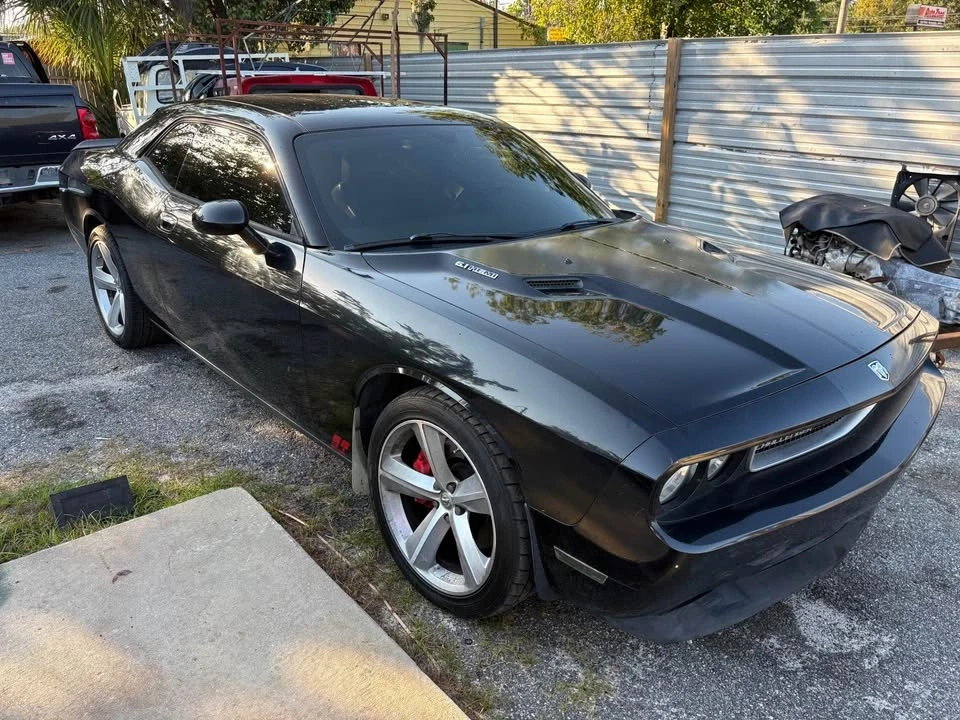2009 Dodge Challenger SRT8 & 392 3rd Gen - Image 3 of 13