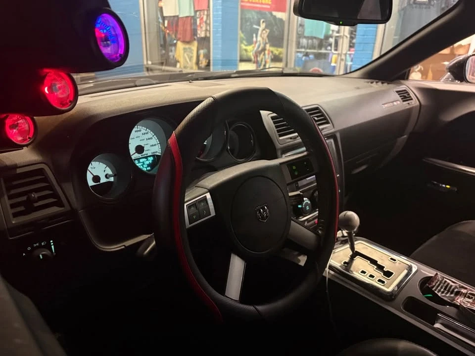 2009 Dodge Challenger SRT8 & 392 3rd Gen - Image 12 of 13