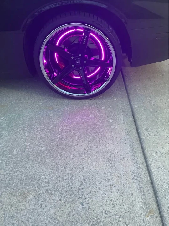 2009 Dodge Challenger SRT8 & 392 3rd Gen - Image 10 of 13