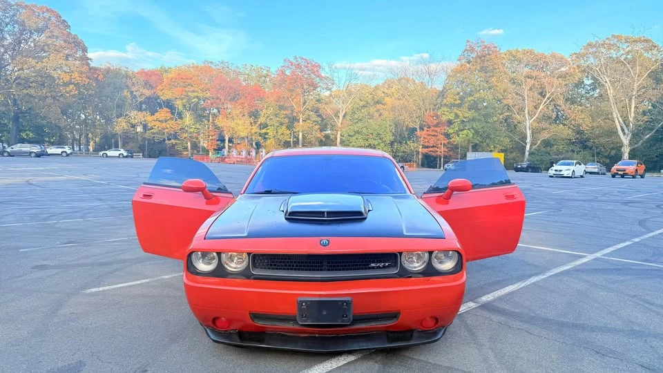 2009 Dodge Challenger SRT8 & 392 3rd Gen - Image 8 of 15