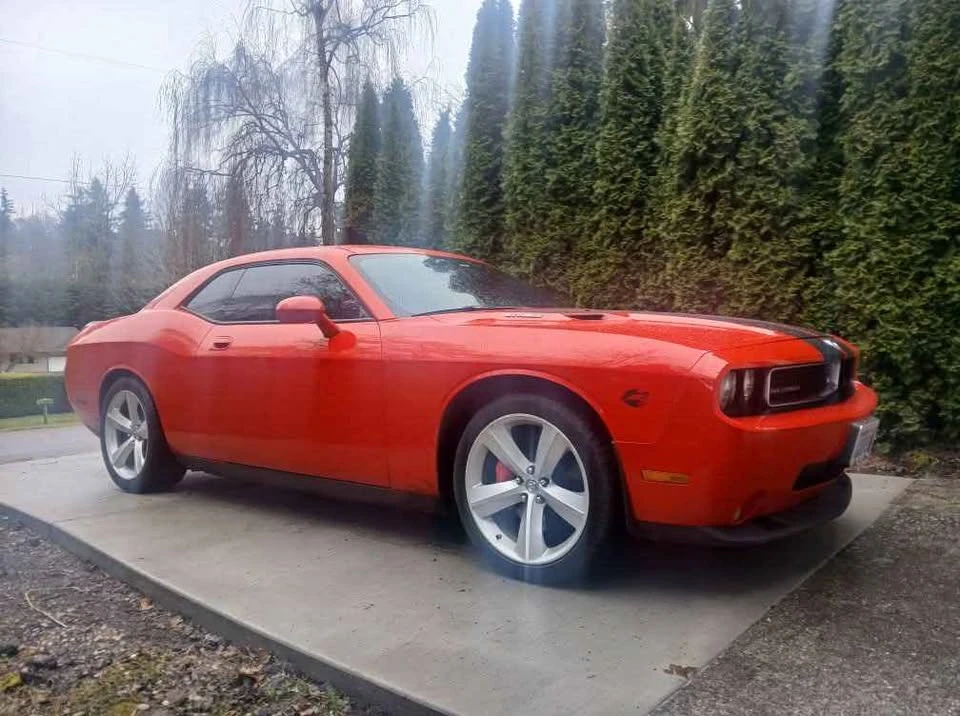 2009 Dodge Challenger SRT8 & 392 3rd Gen - Image 3 of 11