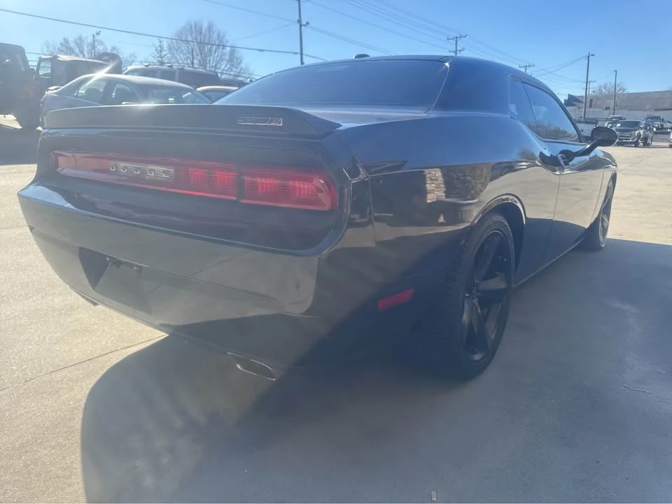 2009 Dodge Challenger SRT8 & 392 3rd Gen - Image 4 of 13