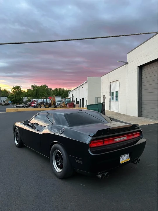 2009 Dodge Challenger SRT8 & 392 3rd Gen - Image 4 of 6
