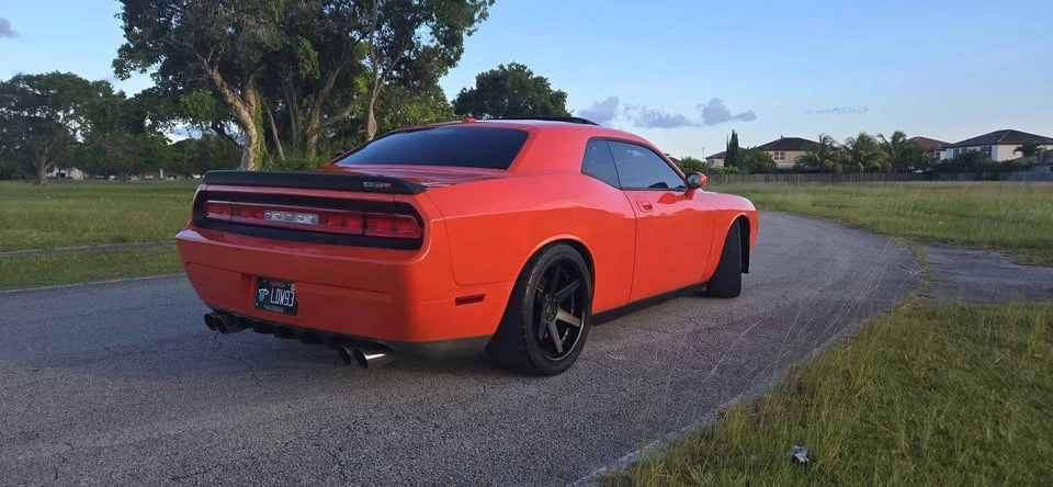 2009 Dodge Challenger SRT8 & 392 3rd Gen - Image 3 of 10