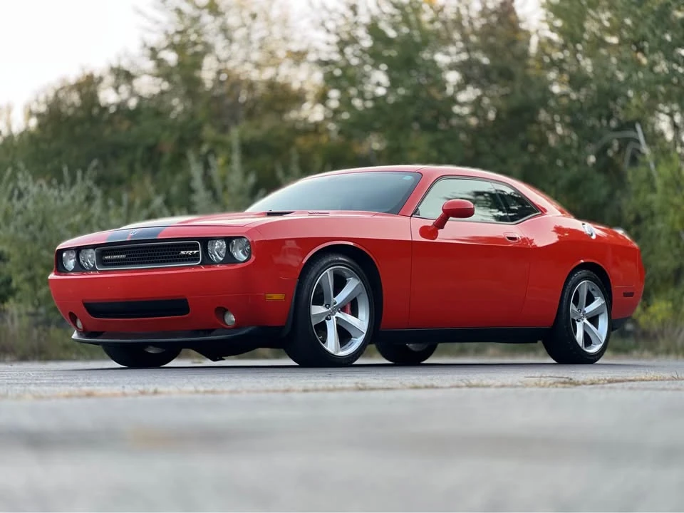 2009 Dodge Challenger SRT8 & 392 3rd Gen - Image 5 of 15