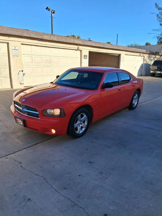 2009 Dodge Challenger 3rd Gen - Image 2 of 8