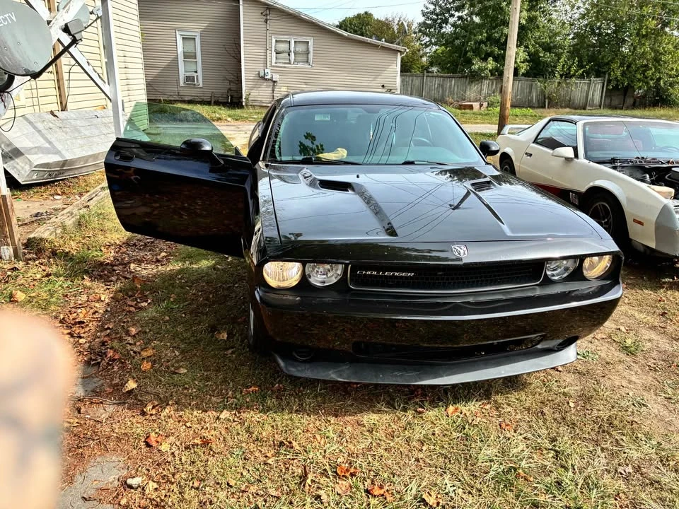 2009 Dodge Challenger 3rd Gen - Image 4 of 4