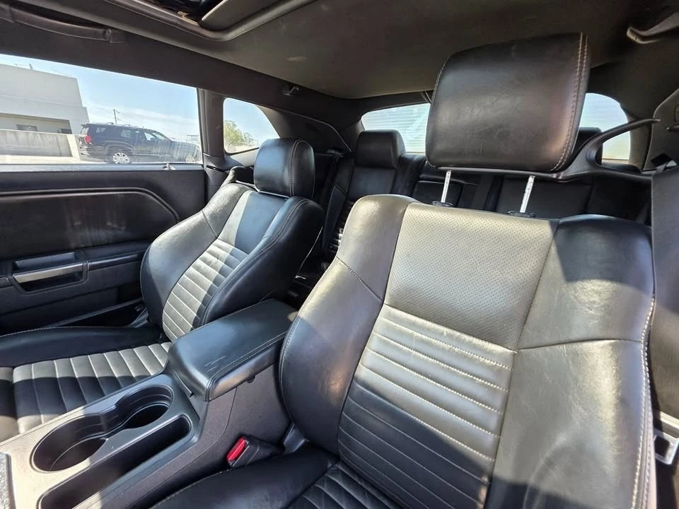 2009 Dodge Challenger 3rd Gen - Image 12 of 17