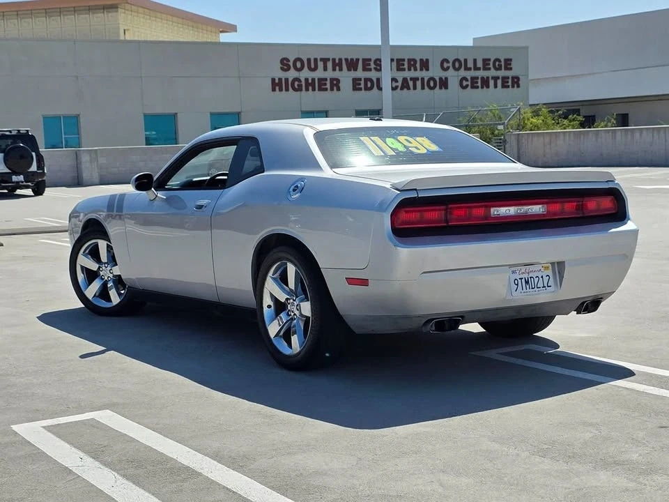 2009 Dodge Challenger 3rd Gen - Image 2 of 17