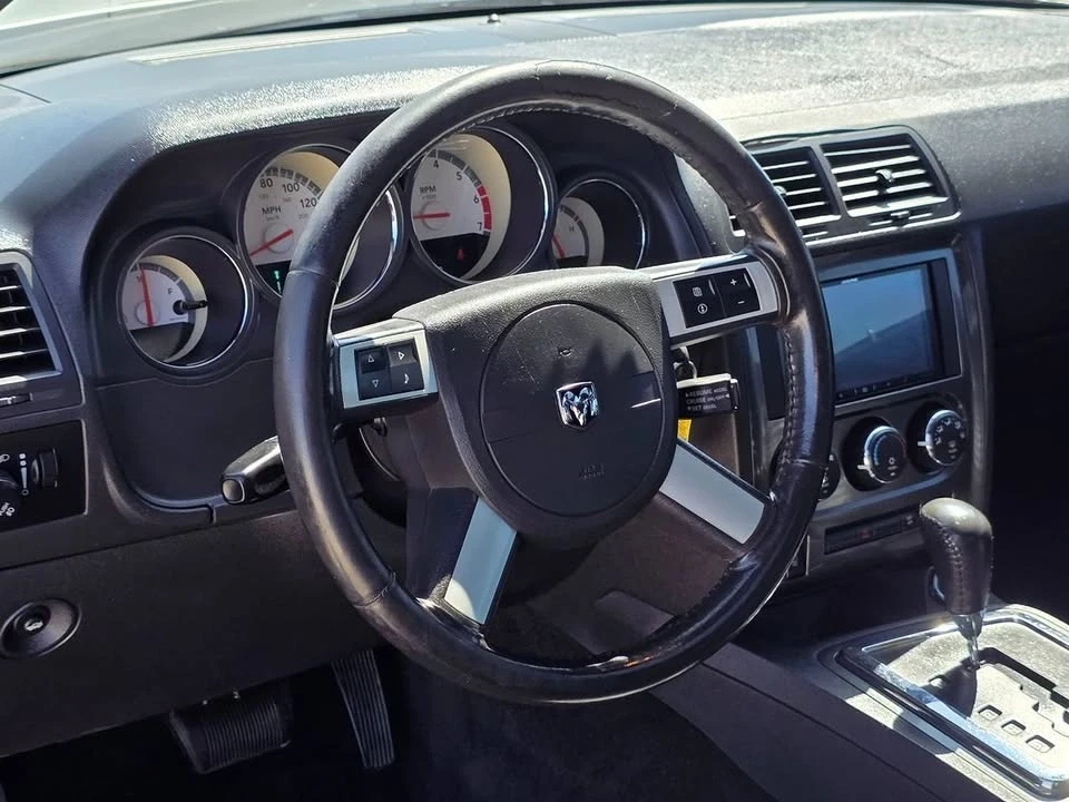 2009 Dodge Challenger 3rd Gen - Image 15 of 17