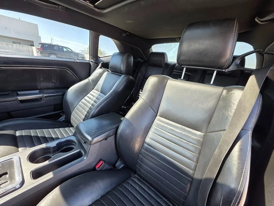 2009 Dodge Challenger 3rd Gen - Image 14 of 17