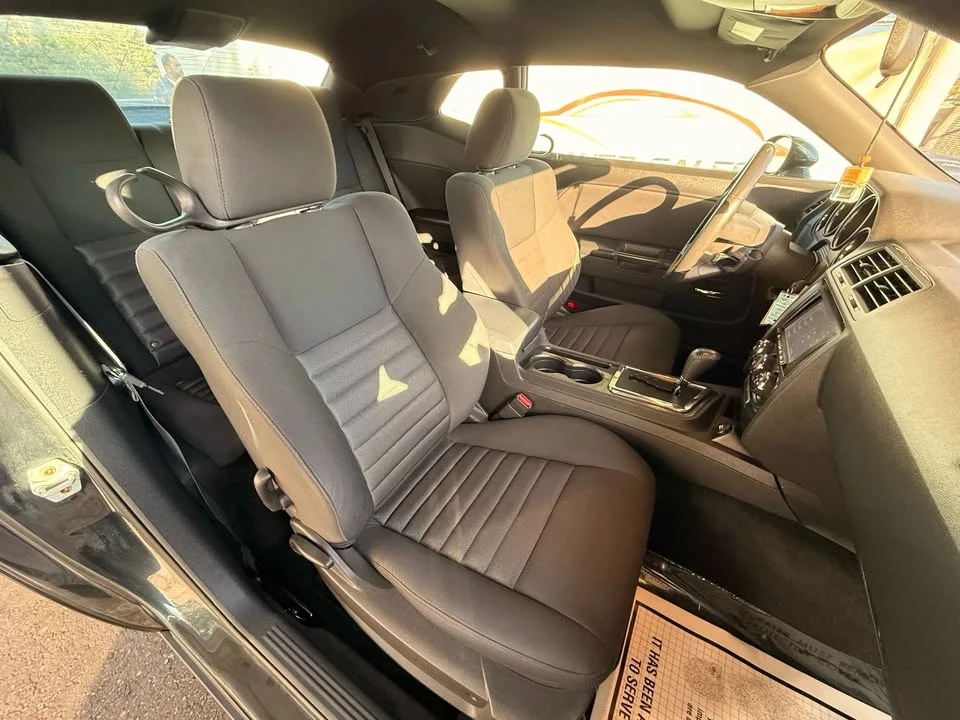 2009 Dodge Challenger 3rd Gen - Image 14 of 19