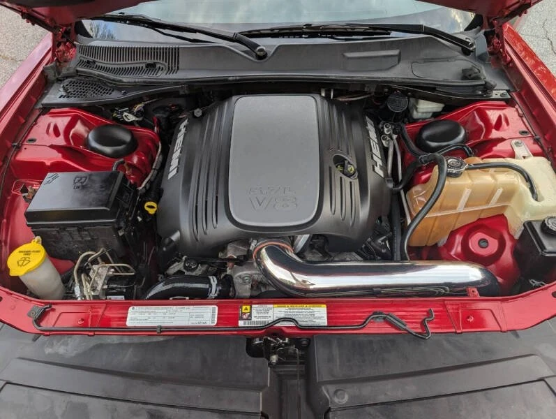 2009 Dodge Challenger 3rd Gen - Image 16 of 20