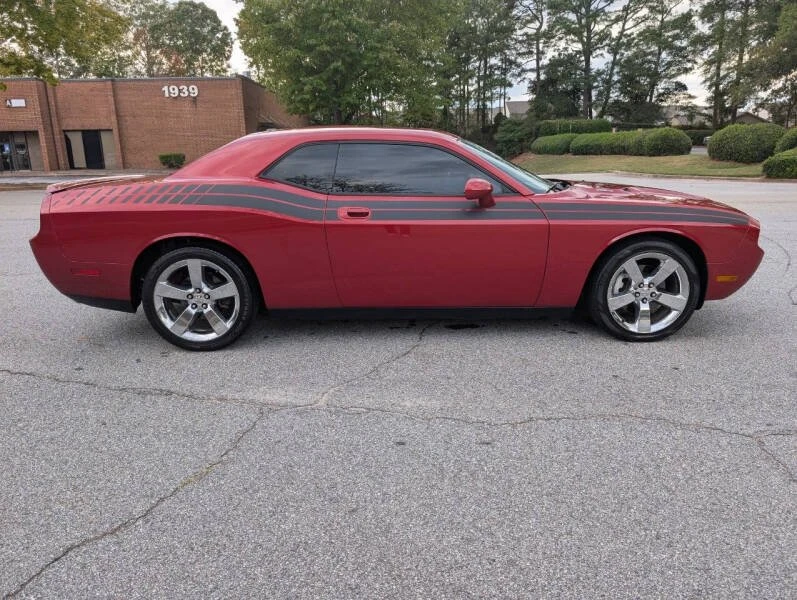 2009 Dodge Challenger 3rd Gen - Image 19 of 20