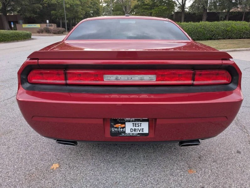 2009 Dodge Challenger 3rd Gen - Image 17 of 20