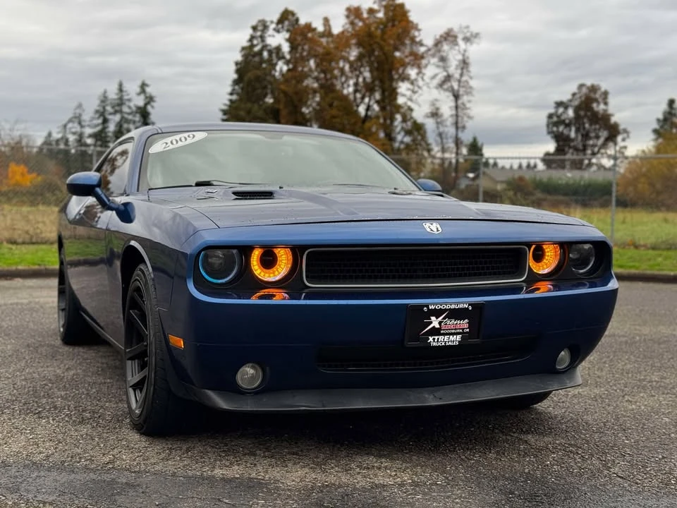 2009 Dodge Challenger 3rd Gen - Image 2 of 16