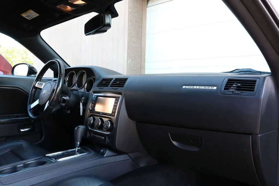 2009 Dodge Challenger 3rd Gen - Image 13 of 14