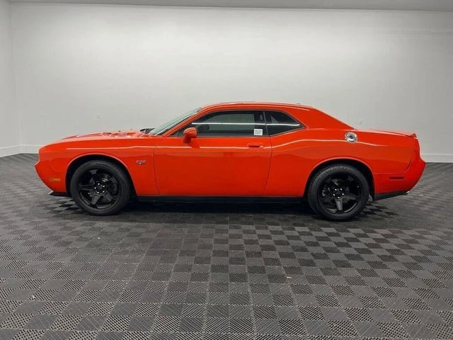 2009 Dodge Challenger 3rd Gen - Image 3 of 13