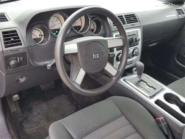 2009 Dodge Challenger 3rd Gen - Image 5 of 7