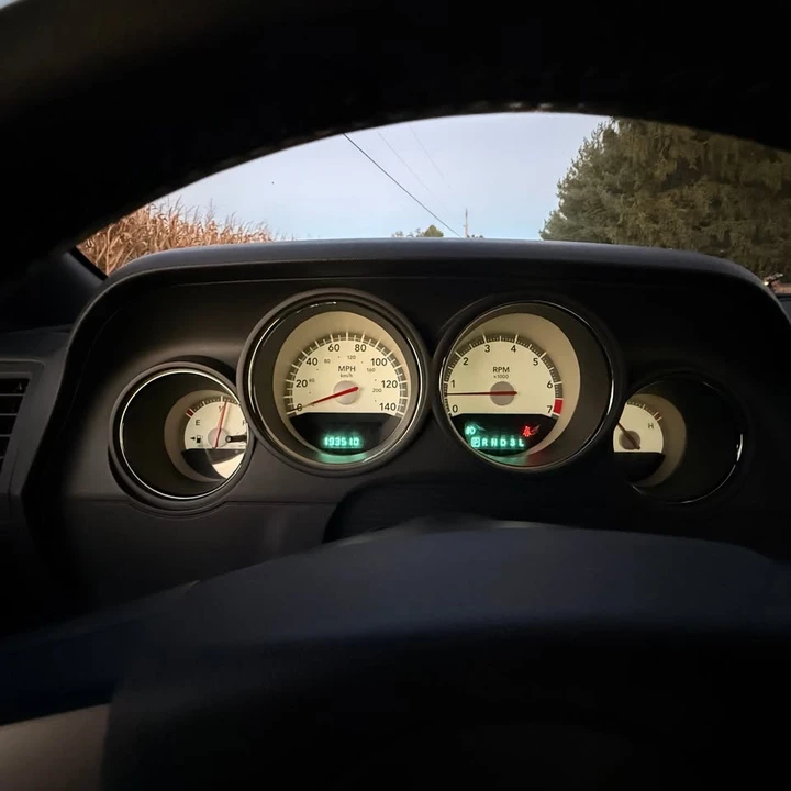 2009 Dodge Challenger 3rd Gen - Image 10 of 11