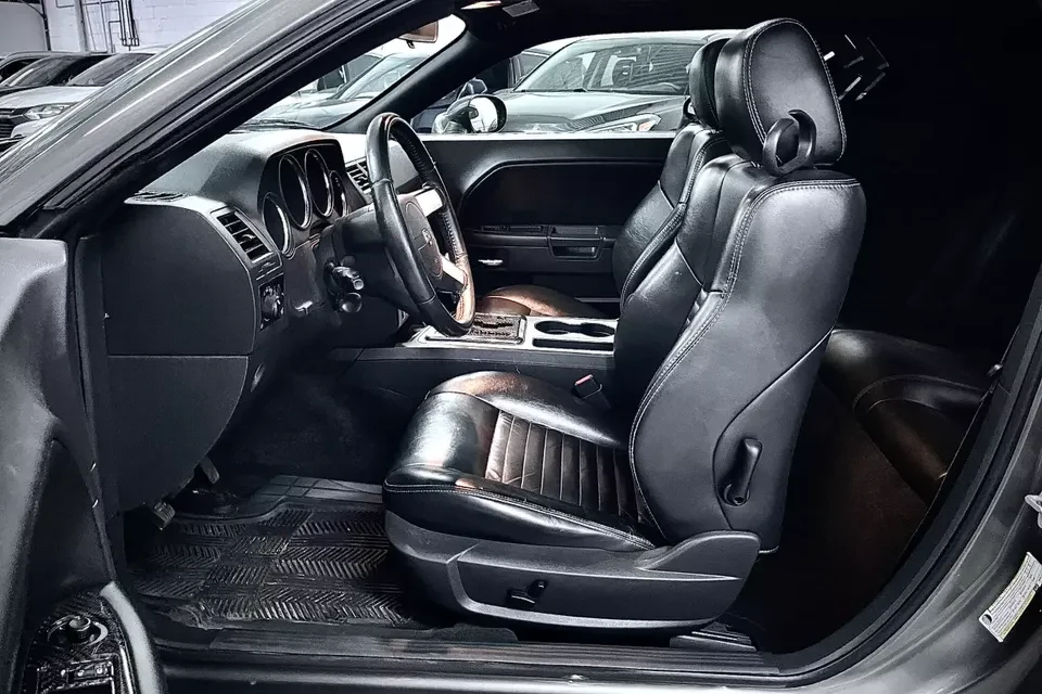 2009 Dodge Challenger 3rd Gen - Image 8 of 16