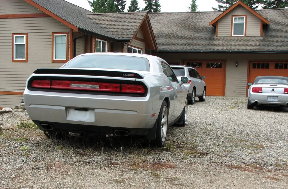 2009 Dodge Challenger SRT8 & 392 3rd Gen - Image 4 of 5
