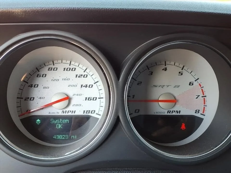 2009 Dodge Challenger SRT8 & 392 3rd Gen - Image 9 of 19