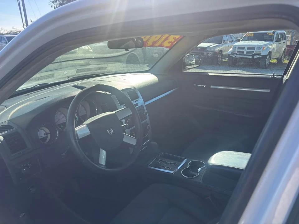 2009 Dodge Charger 6th Gen - Image 6 of 7