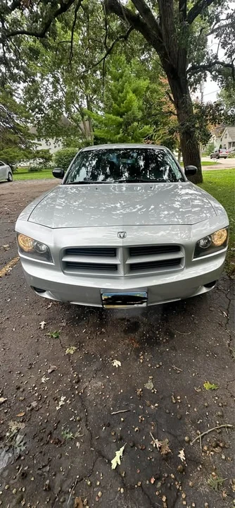 2009 Dodge Charger 6th Gen - Image 3 of 4