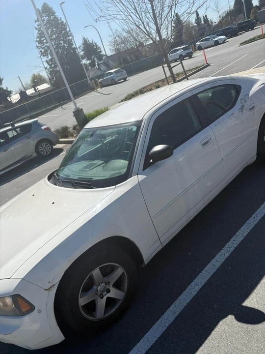 2009 Dodge Charger 6th Gen - Image 5 of 5