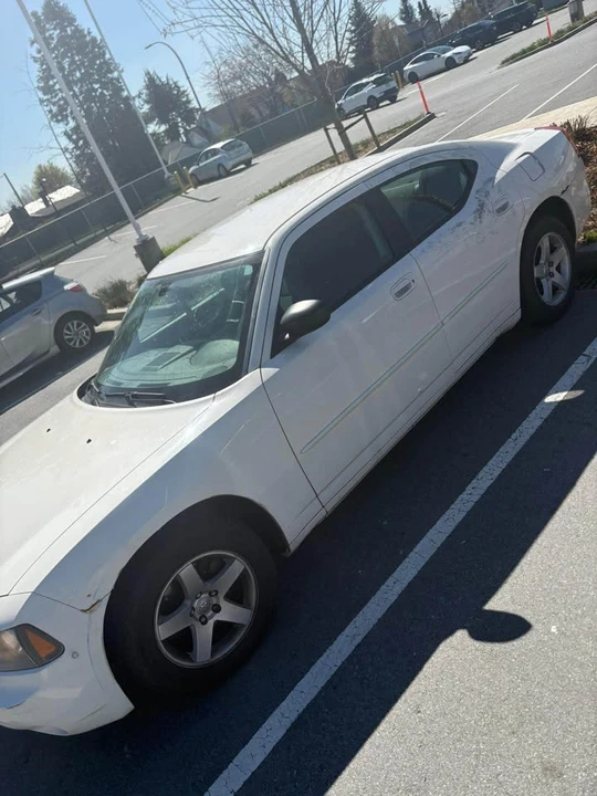 2009 Dodge Charger 6th Gen - Image 4 of 5