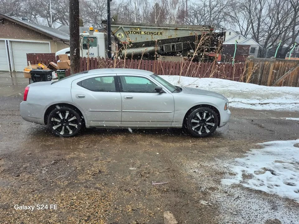 2009 Dodge Charger 6th Gen - Image 4 of 9