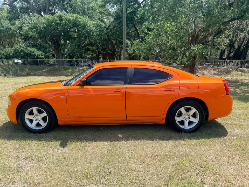 2009 Dodge Charger 6th Gen - Image 2 of 8