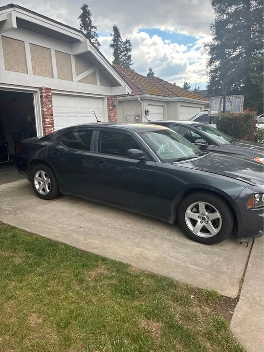 2009 Dodge Charger 6th Gen - Image 3 of 4