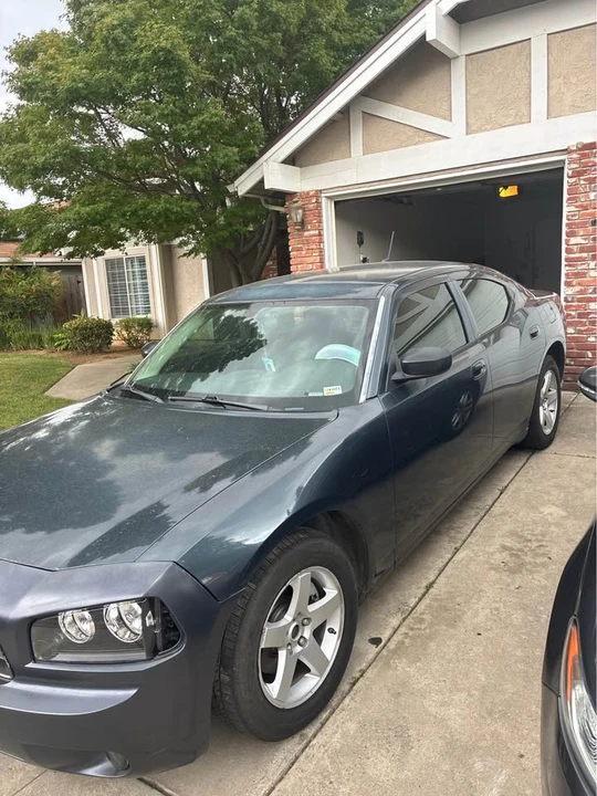 2009 Dodge Charger 6th Gen - Image 4 of 4