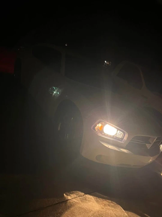 2009 Dodge Charger 6th Gen - Image 2 of 4