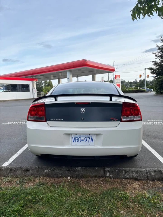 2009 Dodge Charger 6th Gen - Image 4 of 20