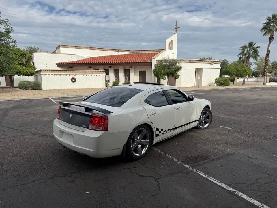 2009 Dodge Charger 6th Gen - Image 3 of 6
