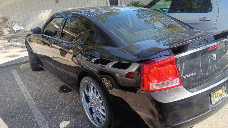 2009 Dodge Charger 6th Gen - Image 3 of 4