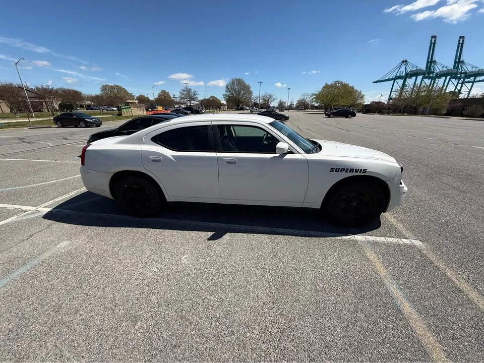 2009 Dodge Charger 6th Gen - Image 3 of 4