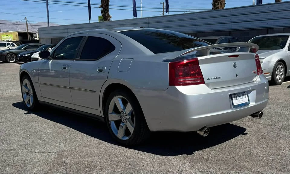 2009 Dodge Charger 6th Gen - Image 8 of 12