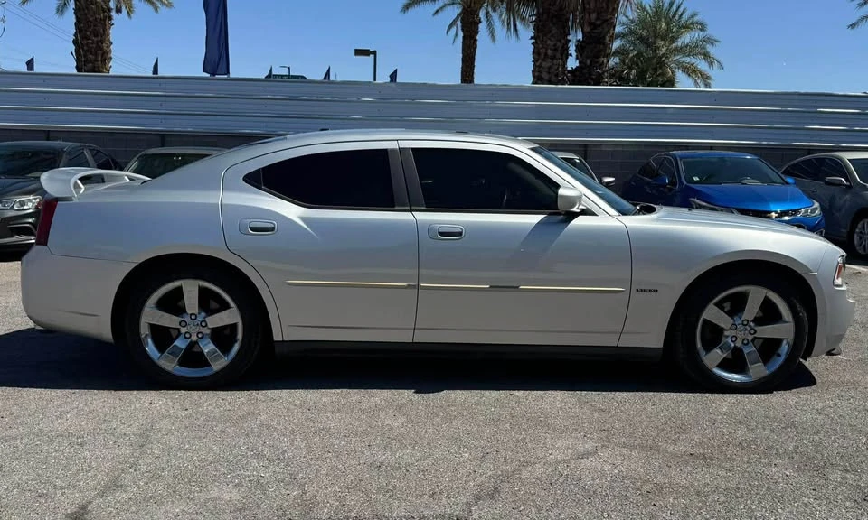 2009 Dodge Charger 6th Gen - Image 4 of 12