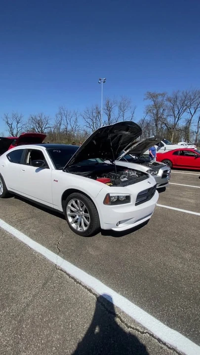 2009 Dodge Charger 6th Gen - Image 3 of 8