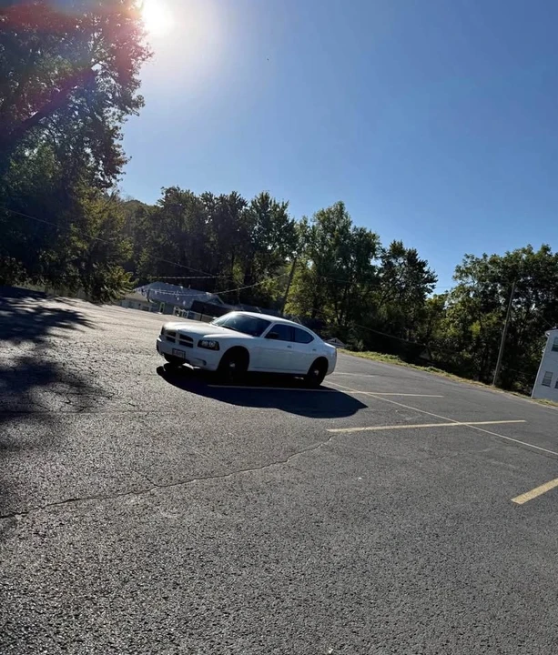 2009 Dodge Charger 6th Gen - Image 2 of 2