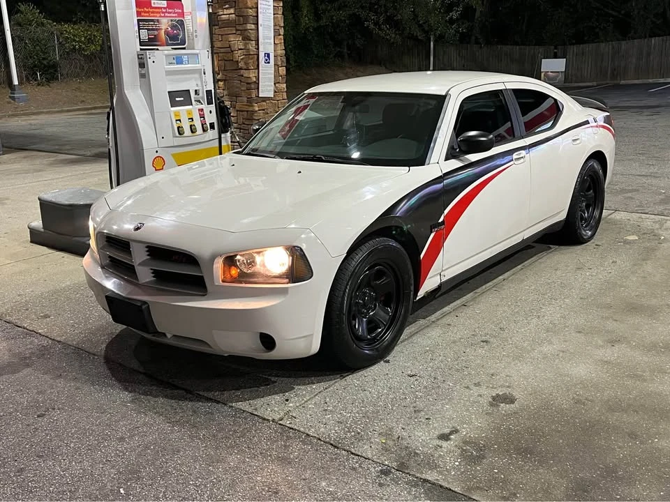 2009 Dodge Charger 6th Gen - Image 3 of 8
