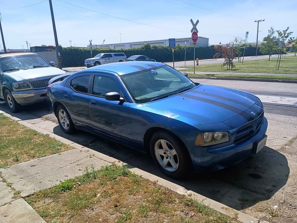 2009 Dodge Charger 6th Gen - Image 2 of 4