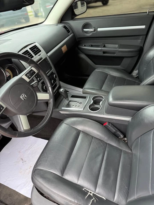 2009 Dodge Charger 6th Gen - Image 8 of 11